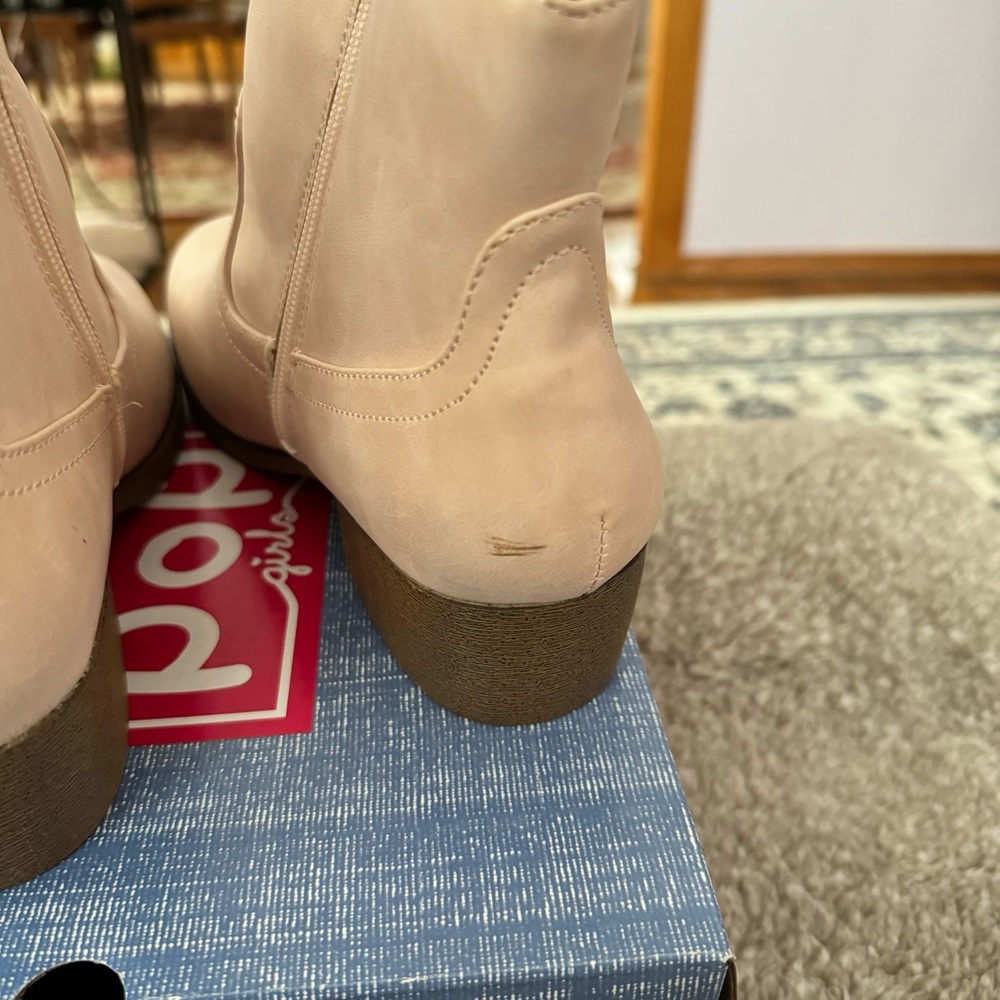 New Pop Girls Kid Sutton Blush Pink Boots size 5 - Picture 6 of 8